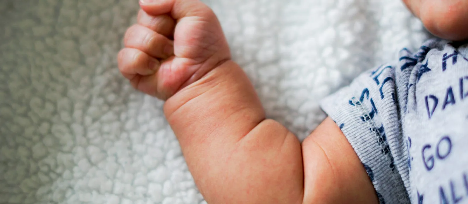 Prestación por parto o adopción múltiple: importes y trámite